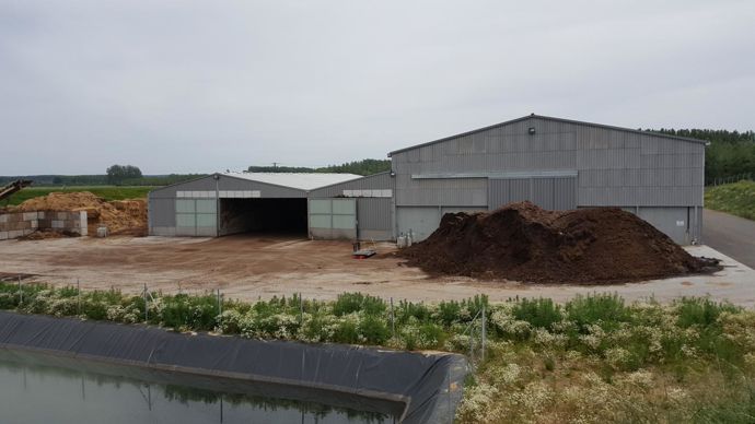 La plateforme de compostage PCVF, à Achery (Aisne), a permis pour l’exercice 2020-2021 la valorisation de 8 000 t d’effluents d’élevages locaux et la production de 30 000 t de compost pour un chiffre d’affaires de 1,8 M€.